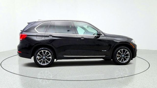 2017 BMW X5 xDrive35i SAV w/ Dakota Leather & Parking Assistant - 23085882 - 3
