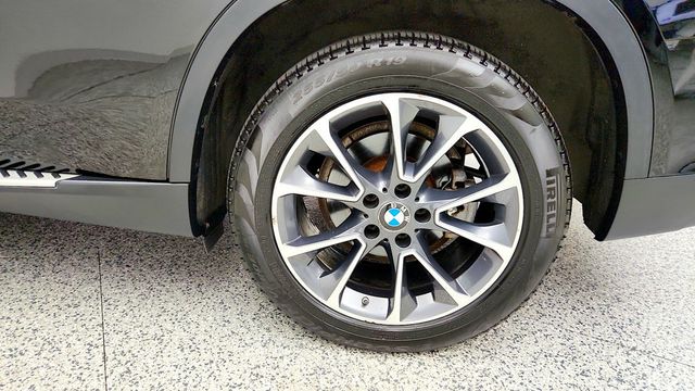 2017 BMW X5 xDrive35i SAV w/ Dakota Leather & Parking Assistant - 23085882 - 8
