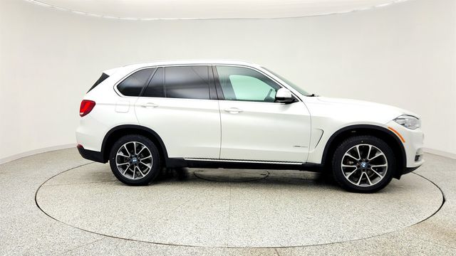 2017 BMW X5 xDrive35i SAV w/ Premium Pkg, Cold Weather Pkg & 3rd Row Seating - 23032573 - 3
