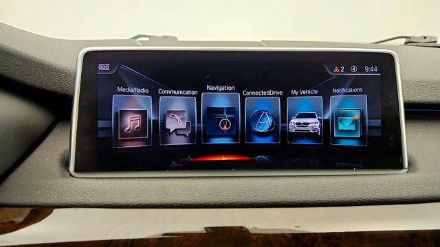 2017 BMW X5 xDrive35i SAV w/ Rear View Camera & Apply CarPlay - 23016199 - 18