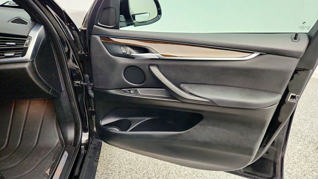 2017 BMW X5 xDrive35i SAV w/ Rear View Camera & Apply CarPlay - 23016199 - 25