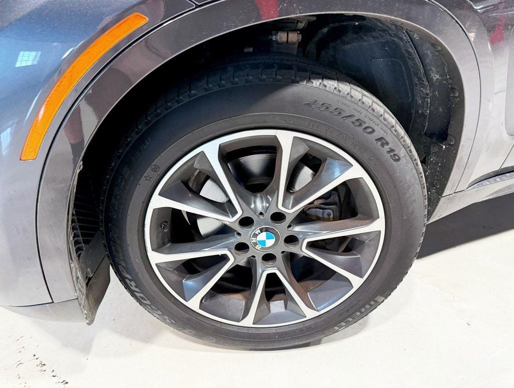 2017 Bmw X5 xDrive35i SAV photo 2