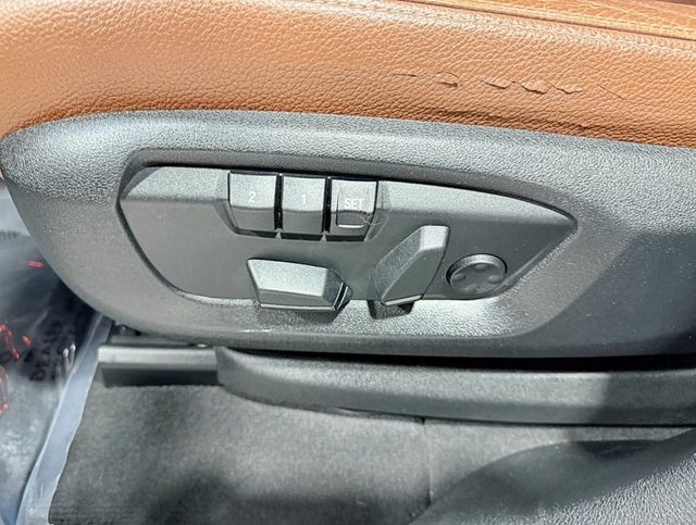 2017 BMW X5 xDrive35i Sports Activity Vehicle - 22942424 - 32