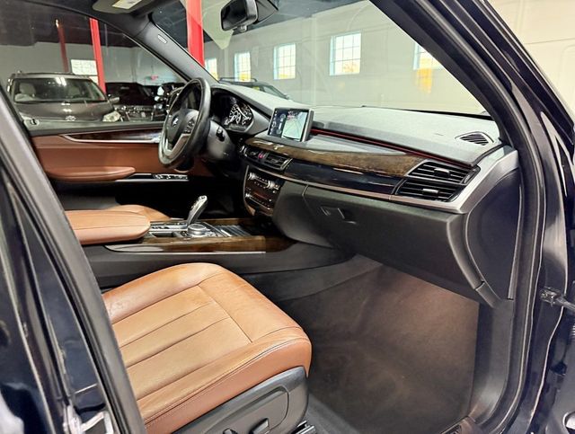 2017 BMW X5 xDrive35i Sports Activity Vehicle - 22942424 - 52