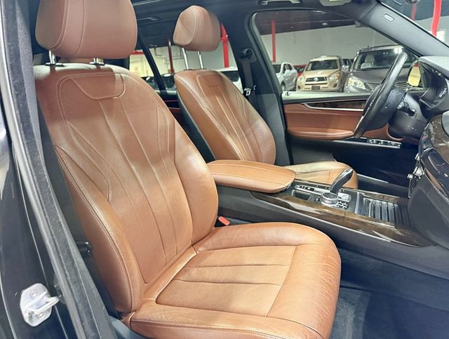 2017 BMW X5 xDrive35i Sports Activity Vehicle - 22942424 - 53