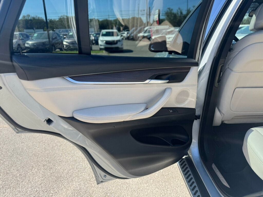 2017 BMW X5 xDrive35i Sports Activity Vehicle - 22927136 - 19