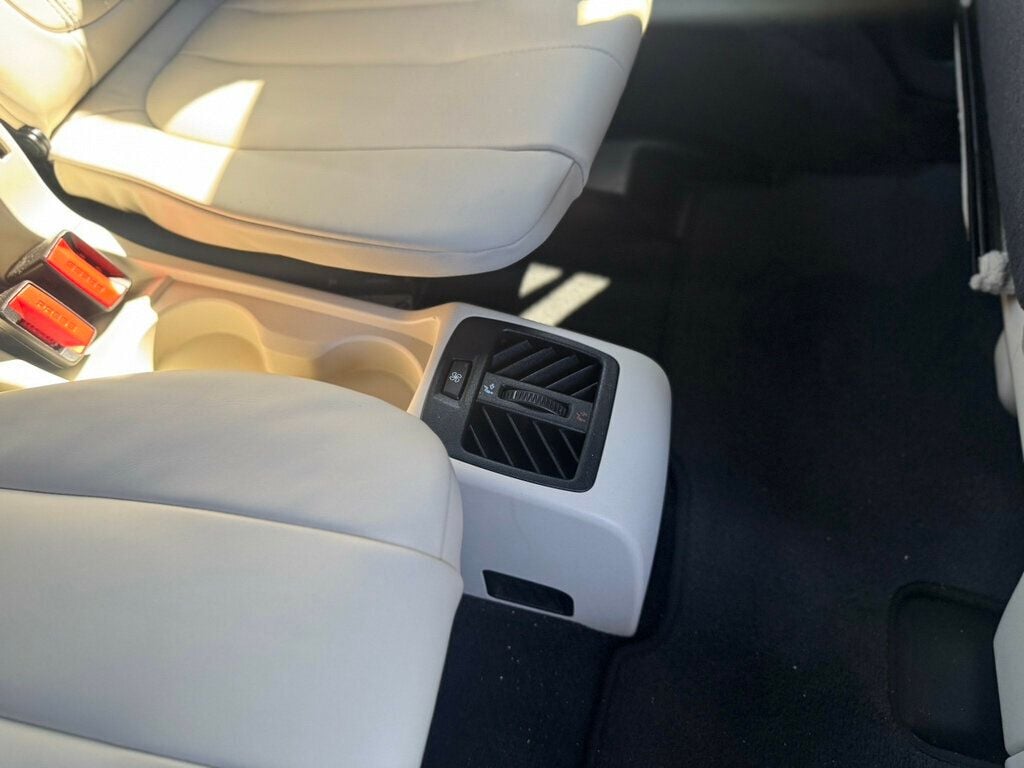 2017 BMW X5 xDrive35i Sports Activity Vehicle - 22927136 - 26