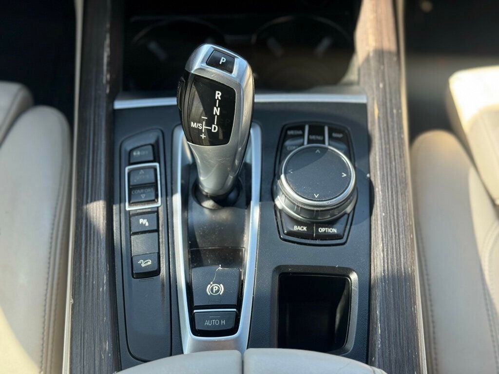2017 BMW X5 xDrive35i Sports Activity Vehicle - 22927136 - 31
