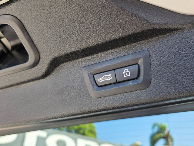 2017 BMW X5 xDrive35i Sports Activity Vehicle - 22922846 - 21