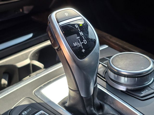 2017 BMW X5 xDrive35i Sports Activity Vehicle - 22922846 - 42