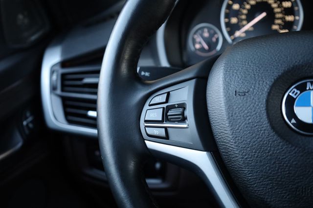 2017 BMW X5 xDrive35i Sports Activity Vehicle - 22935928 - 31