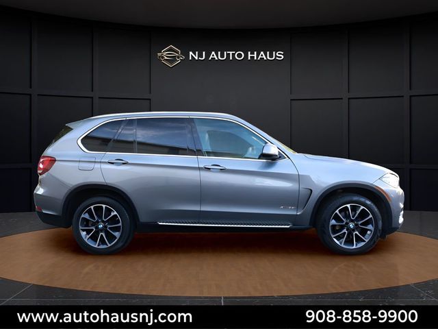 2017 BMW X5 xDrive35i's photo