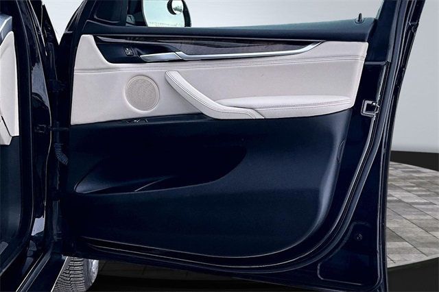 2017 BMW X5 xDrive35i Sports Activity Vehicle - 22977321 - 15