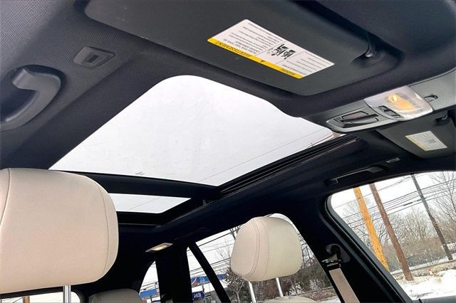 2017 BMW X5 xDrive35i Sports Activity Vehicle - 22977321 - 32