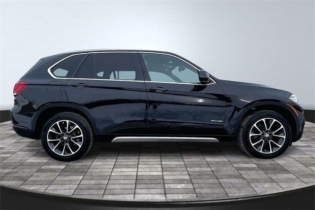 2017 BMW X5 xDrive35i Sports Activity Vehicle - 22977321 - 7