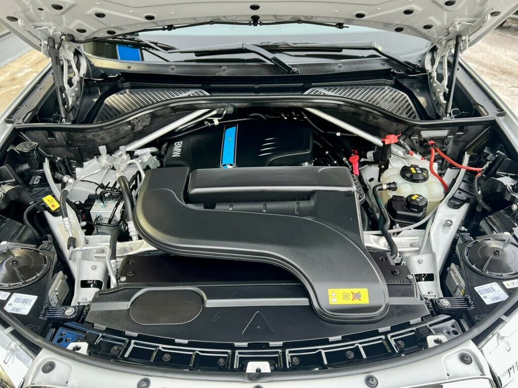 2017 BMW X5 xDrive40e iPerformance Sports Activity Vehicle - 22970092 - 11