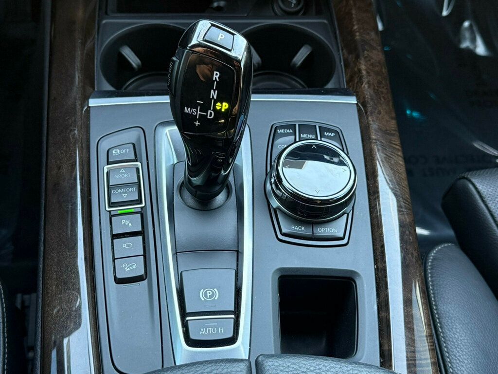 2017 BMW X5 xDrive50i Sports Activity Vehicle - 23004674 - 29