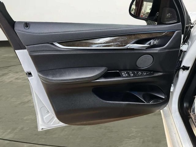 2017 BMW X6 xDrive35i - 22953388 - 15