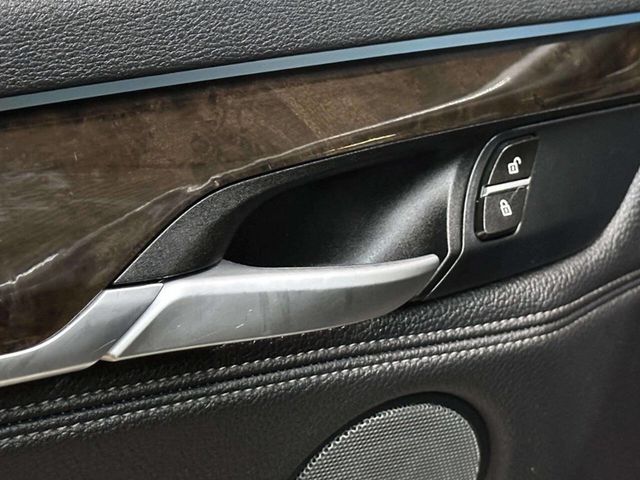 2017 BMW X6 xDrive35i - 22953388 - 16