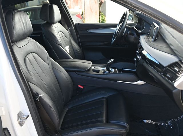 2017 BMW X6 xDrive35i AWD M Sport Package Premium Package  - 22972669 - 16