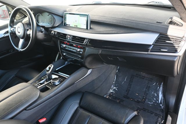 2017 BMW X6 xDrive35i AWD M Sport Package Premium Package  - 22972669 - 8