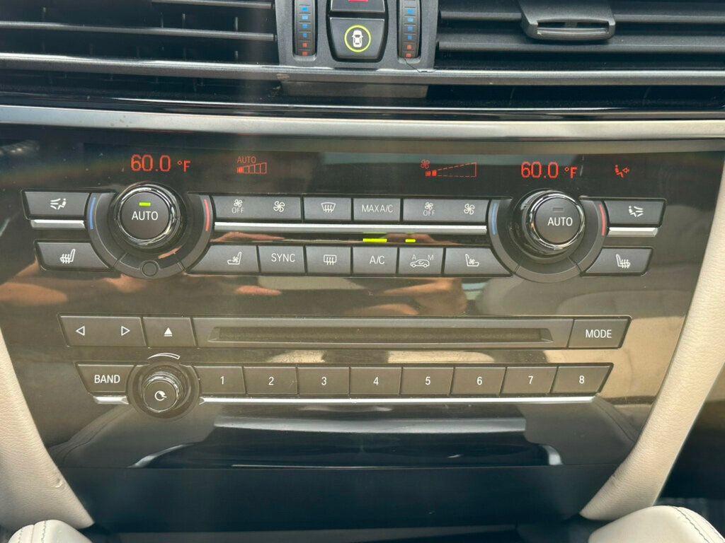 2017 BMW X6 xDrive50i - 23060470 - 38
