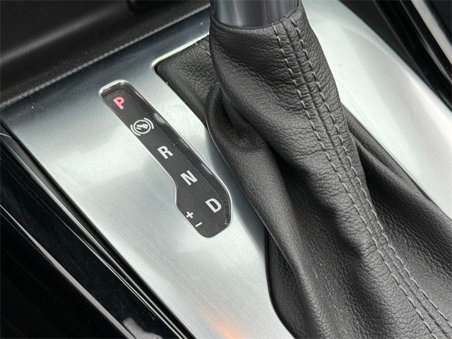 2017 Buick Cascada 2dr Convertible Premium - 22255513 - 37