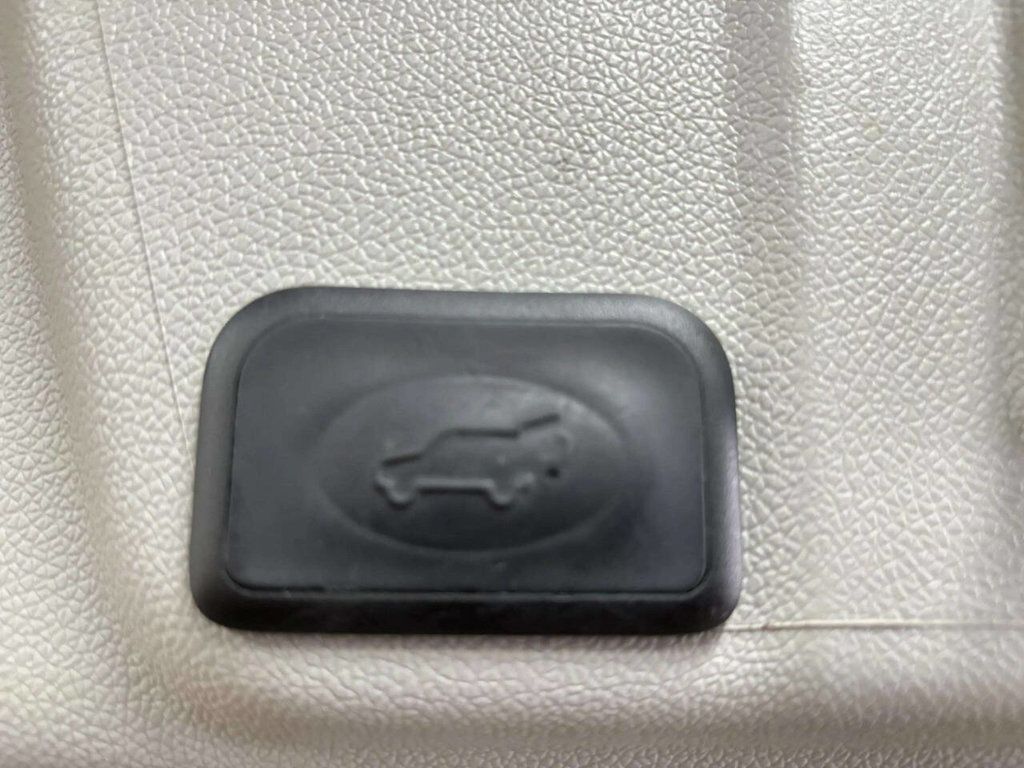 2017 Buick Enclave FWD 4dr Convenience - 23003234 - 17