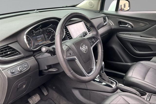 2017 Buick Encore AWD 4dr Essence - 22999469 - 10