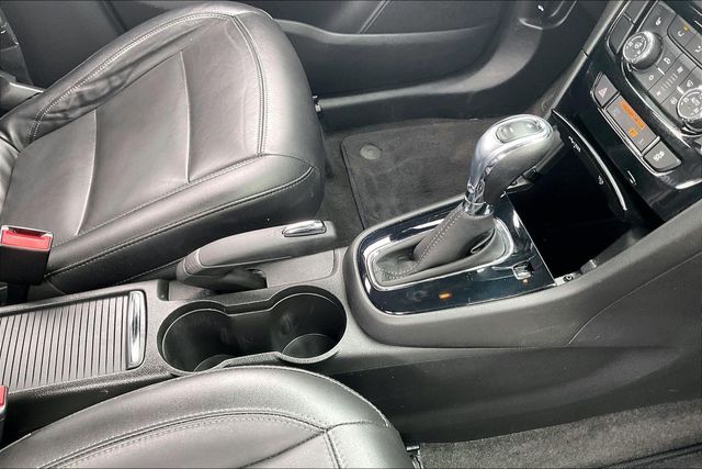 2017 Buick Encore AWD 4dr Essence - 22999469 - 31