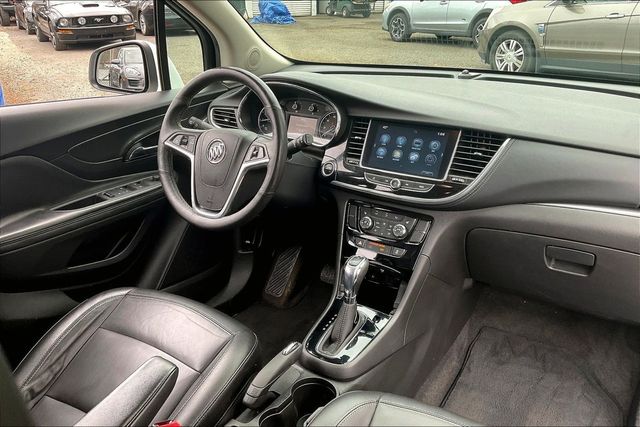 2017 Buick Encore AWD 4dr Essence - 22999469 - 33
