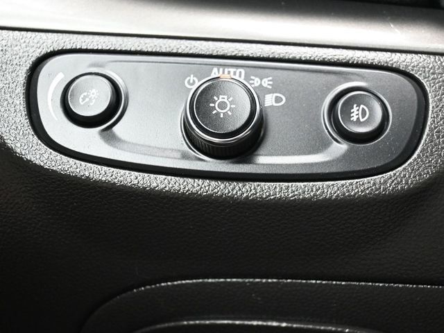 2017 Buick Encore FWD 4dr Essence - 22998876 - 16