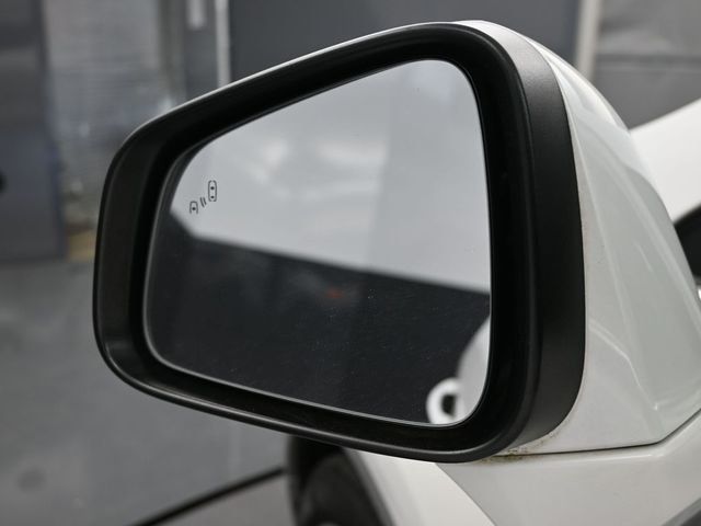 2017 Buick Encore FWD 4dr Essence - 22998876 - 3