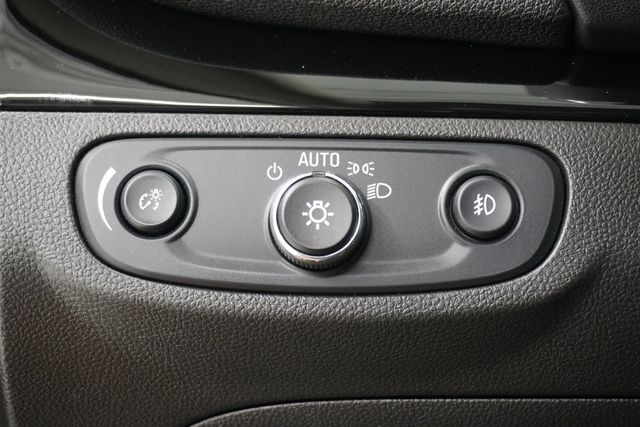 2017 Buick Encore FWD 4dr Premium - 23006068 - 26