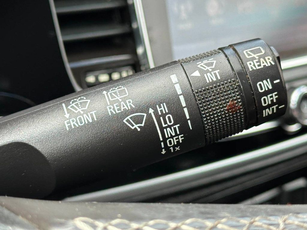 2017 Buick Encore FWD 4dr Sport Touring - 22931918 - 29