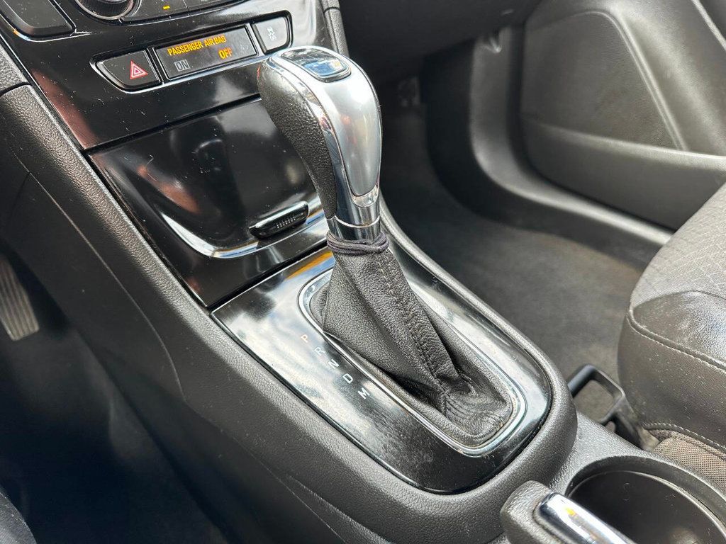 2017 Buick Encore FWD 4dr Sport Touring - 22931918 - 37