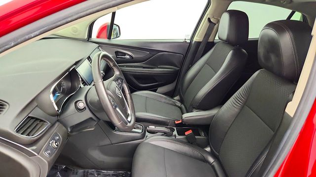 2017 Buick Encore Sport Touring AWD w/ Power Moonroof - 23091353 - 12