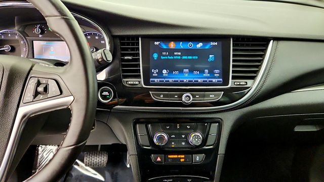 2017 Buick Encore Sport Touring AWD w/ Power Moonroof - 23091353 - 18
