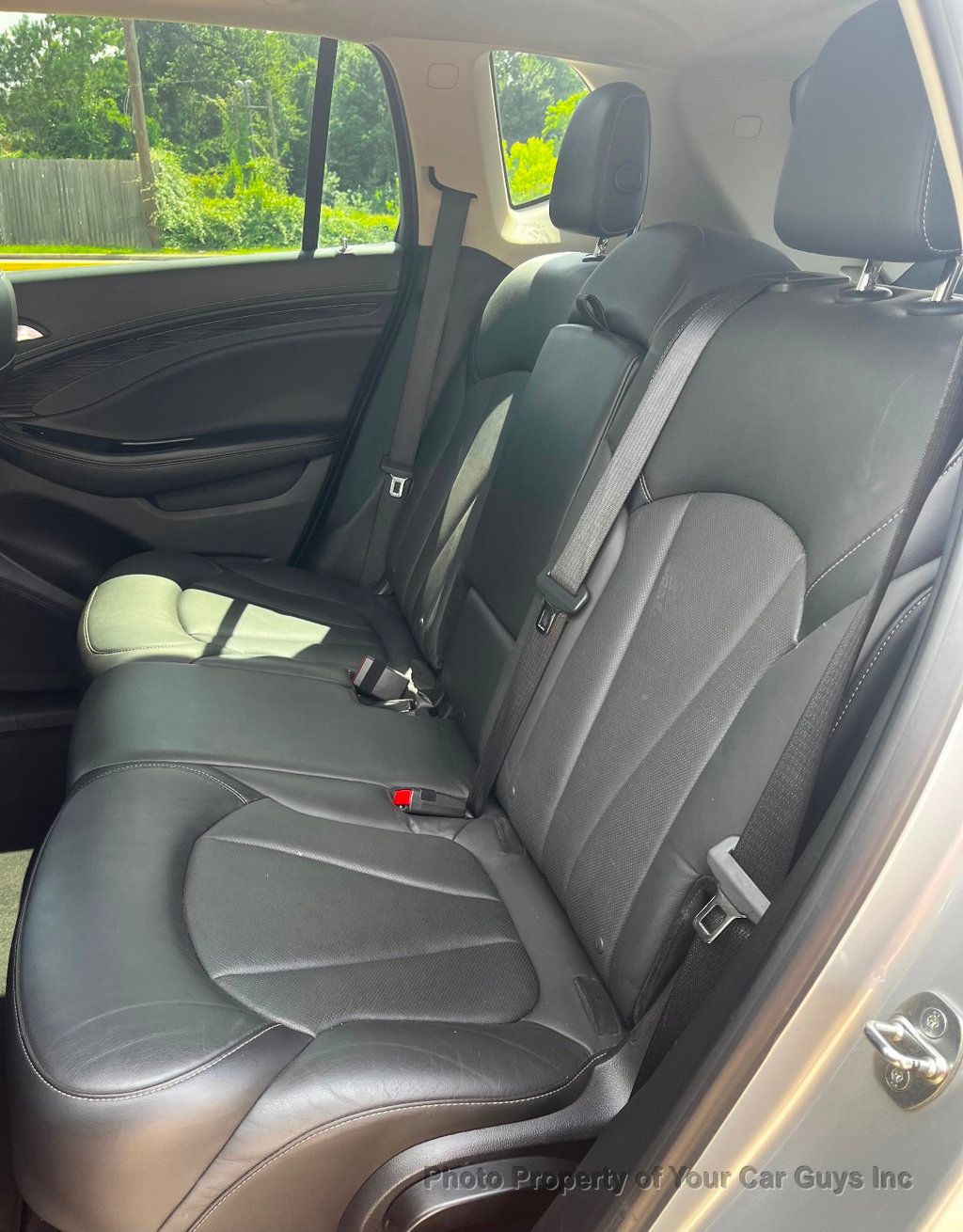 2017 Buick Envision FWD 4dr Essence - 23048761 - 16