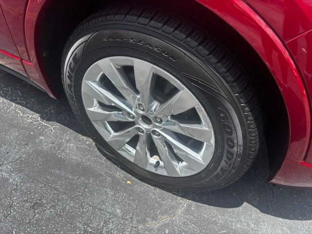 2017 Buick Envision FWD 4dr Essence - 23054165 - 16