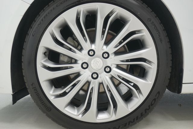 2017 Buick LaCrosse 4dr Sedan Essence FWD - 23038365 - 23