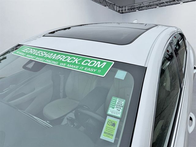 2017 Buick LaCrosse 4dr Sedan Premium AWD - 22995883 - 10