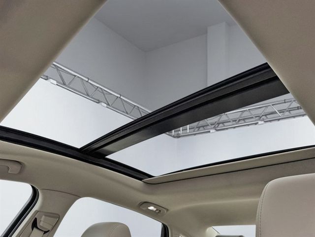 2017 Buick LaCrosse 4dr Sedan Premium AWD - 22995883 - 11