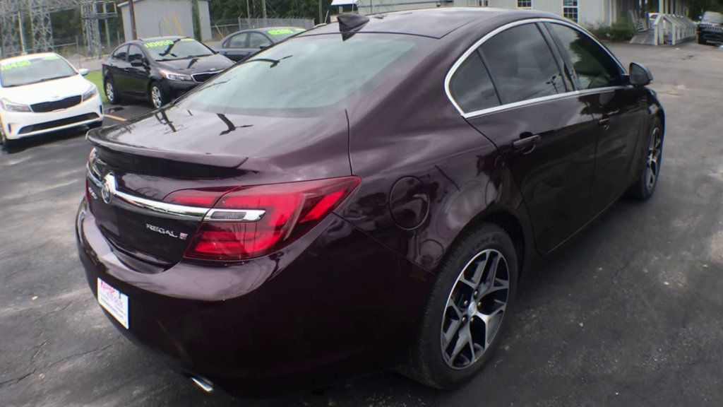 2017 Buick Regal Sport Touring photo 8