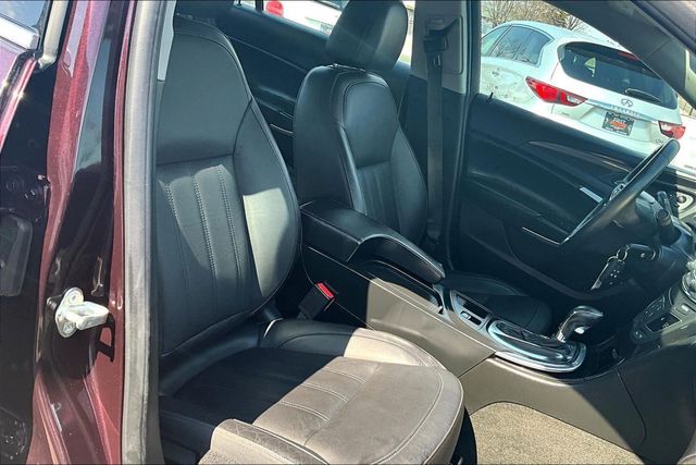 2017 Buick Regal 4dr Sedan Turbo AWD - 23009756 - 11