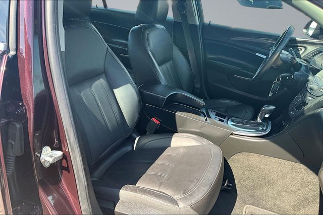 2017 Buick Regal 4dr Sedan Turbo AWD - 23009756 - 13