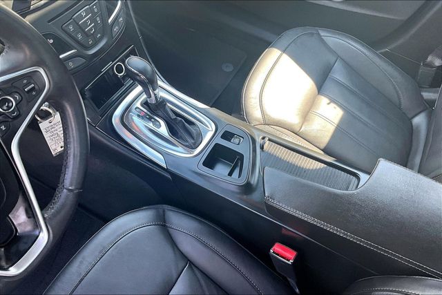 2017 Buick Regal 4dr Sedan Turbo AWD - 23009756 - 30