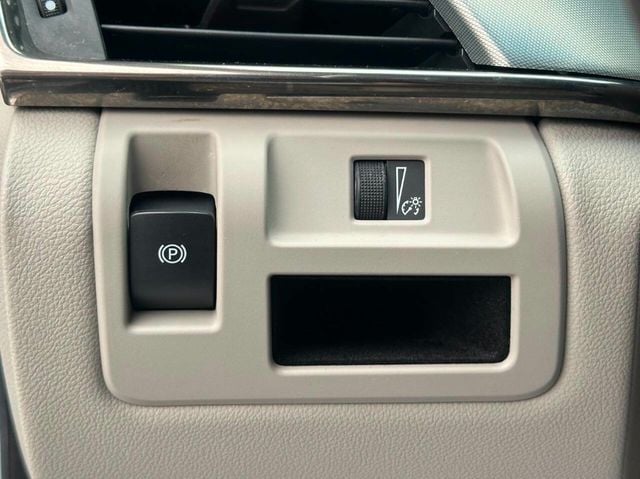 2017 Cadillac CTS Sedan 4dr Sedan 2.0L Turbo Luxury AWD - 22950610 - 28