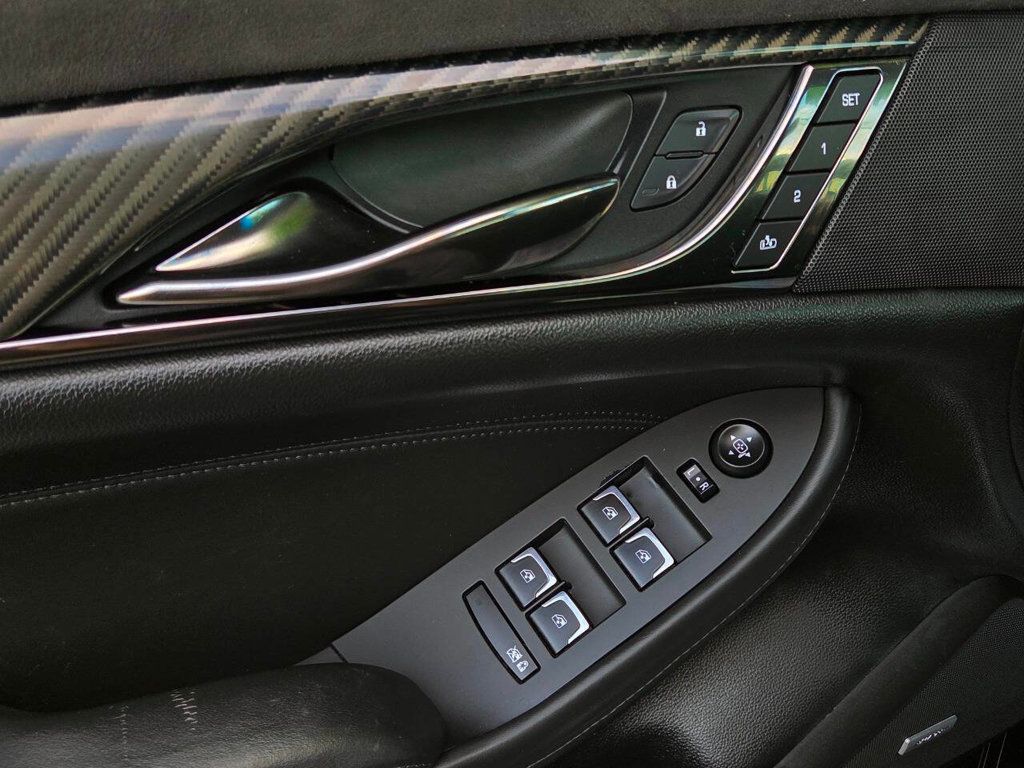 2017 Cadillac CTS Sedan Luxury photo 32