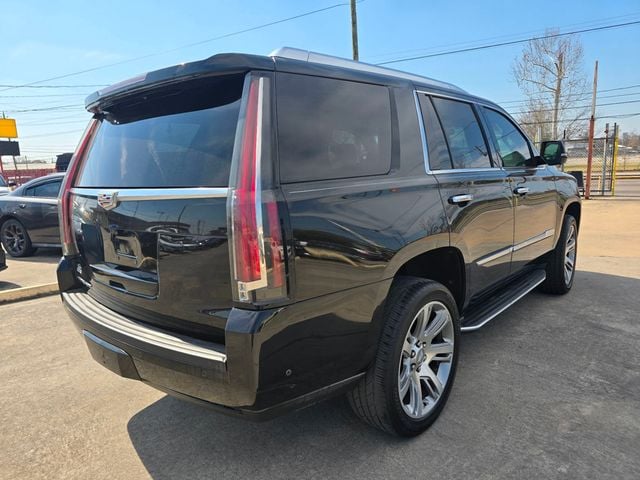 2017 Cadillac Escalade 2WD 4dr Luxury - 22984420 - 3